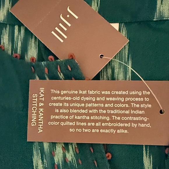 NWT 🌸 J. Jill Teal and white Patterned Blouse Size Medium - Picture 8 of 10